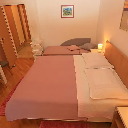 Stanicic Apartment *